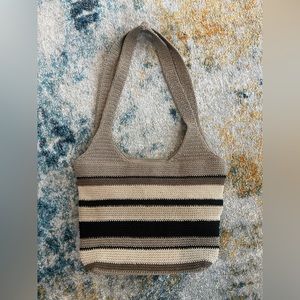 Indie knit hobo bag  purse brown /cream black comes with a matching coin purse